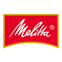 Logo Melitta (Ein roter Quader, dessen untere Seite nach oben gewölbt ist. Der Quader hat einen goldenen Rand. In der Mitte steht in geschwungener Schrift Melitta (mit hochgestelltem R im Kreis))